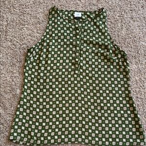 Cabi green and white geometric flower sleeveless shell size medium